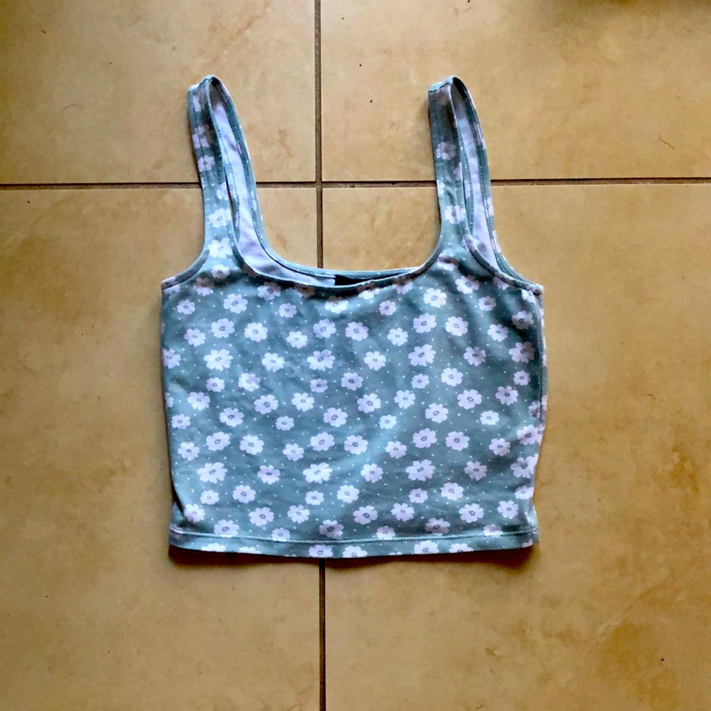 Blue flower print, tank crop top.